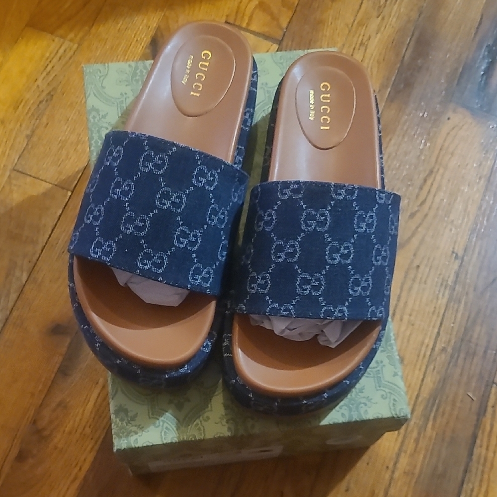 Gucci Denim GG Slide Sandals in Navy and Brown